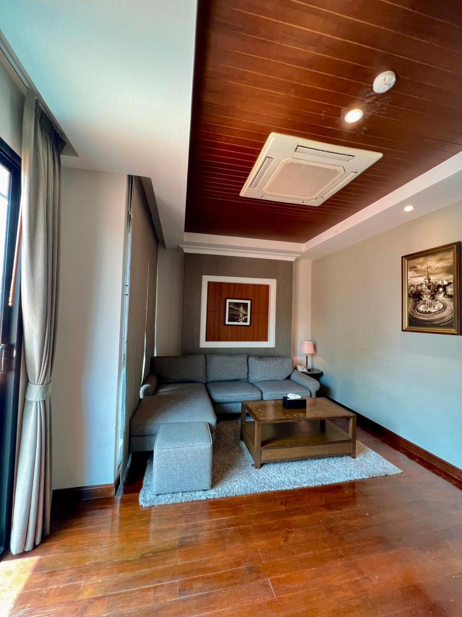 Yotaka Bangkok Hotel מראה חיצוני תמונה